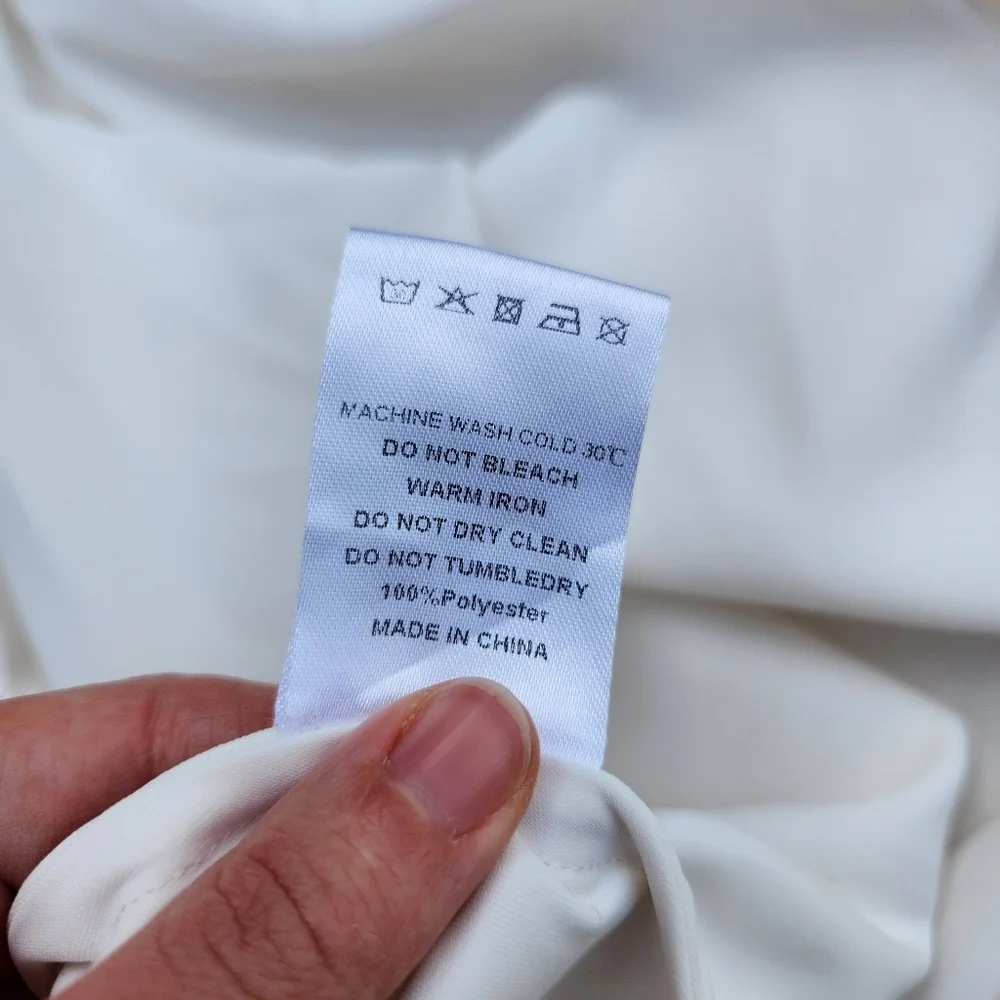 Veiled Collection New York Abaya Over Garment Pleated Bell Sleeves White XS
